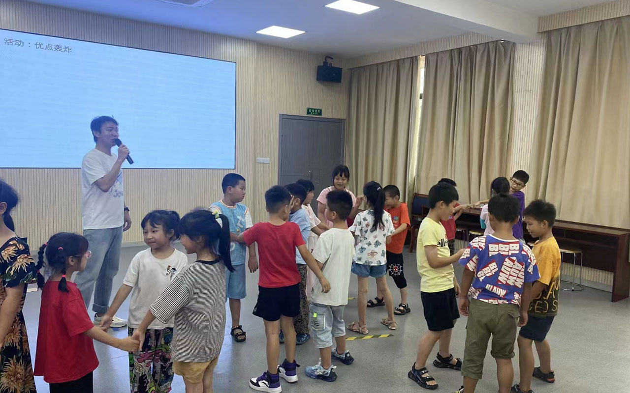 忻府龙观乡中心学校